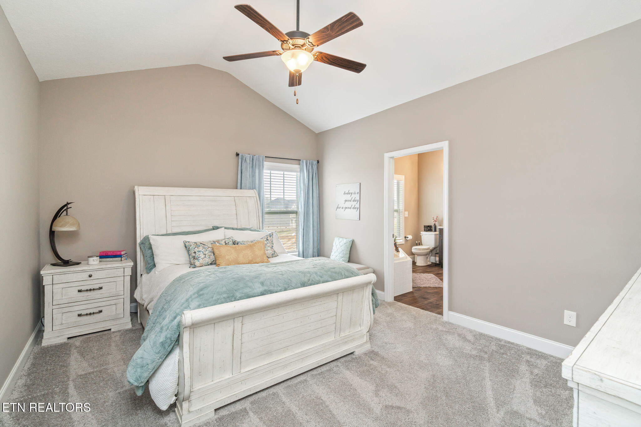 108 Hollyberry Road Oak Ridge, TN 37830 - Photo 23 of 60 Main Level Primary Bedroom