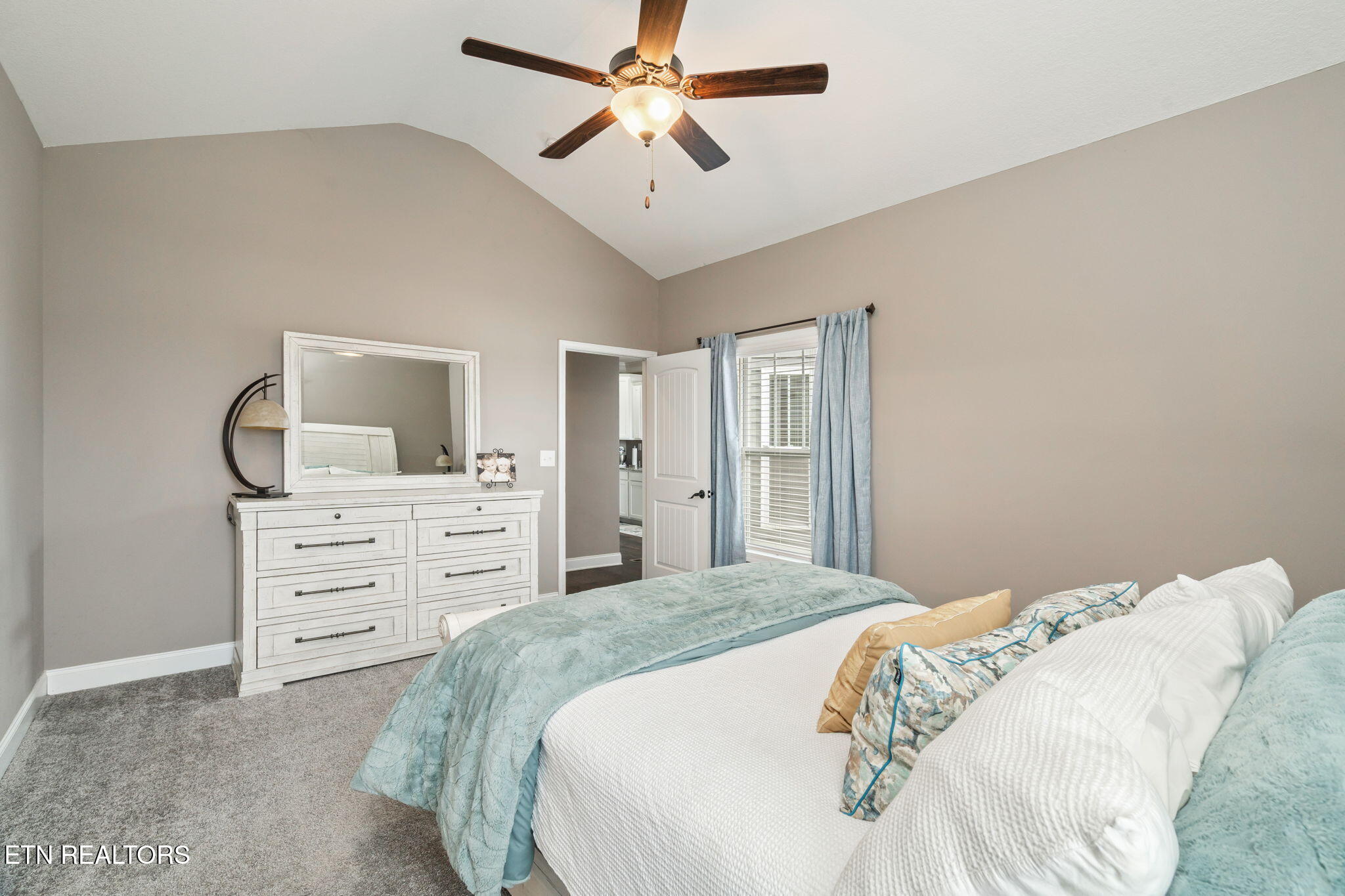 108 Hollyberry Road Oak Ridge, TN 37830 - Photo 24 of 60 Main Level Primary Bedroom