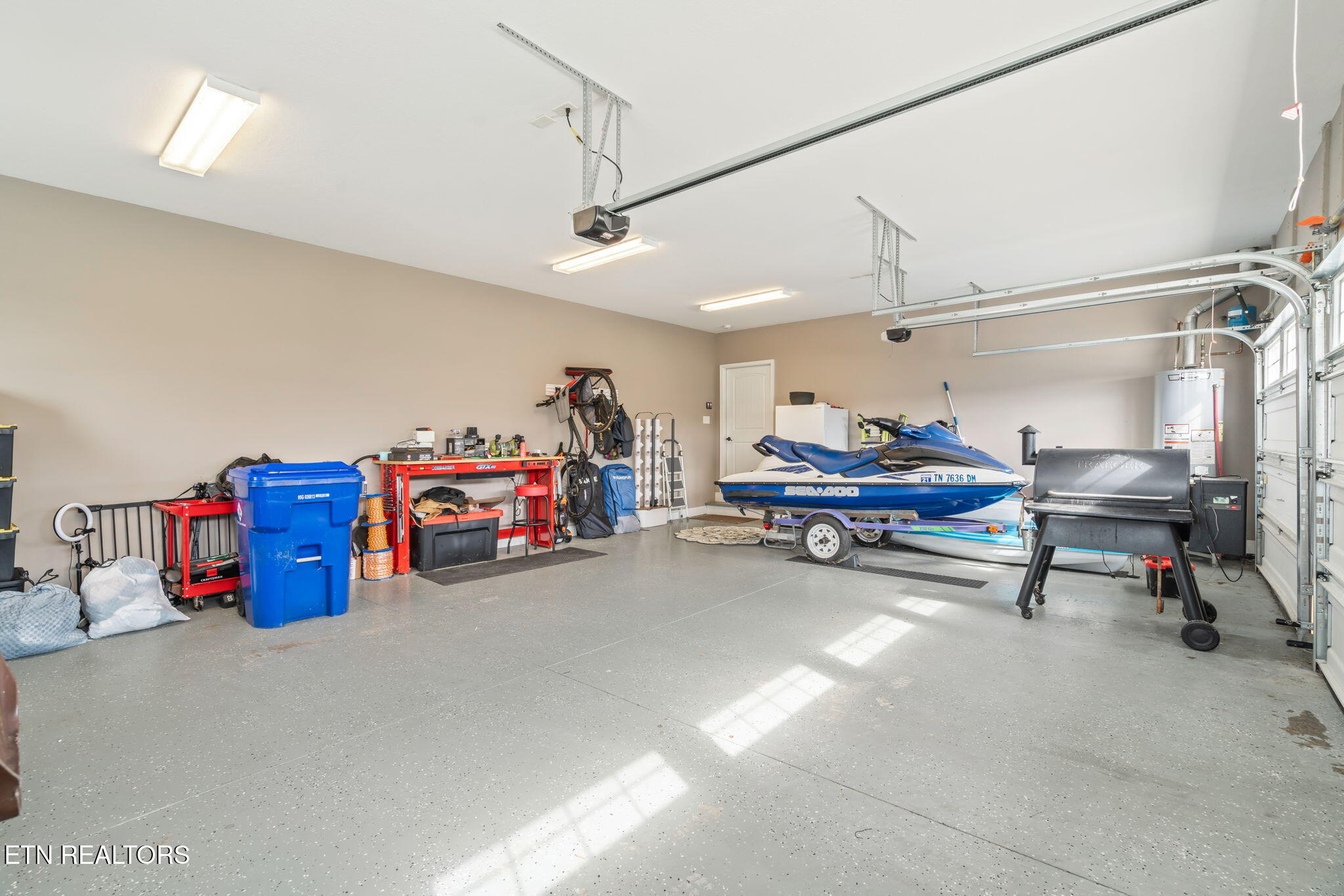 108 Hollyberry Road Oak Ridge, TN 37830 - Photo 32 of 60 3 Car Garage
