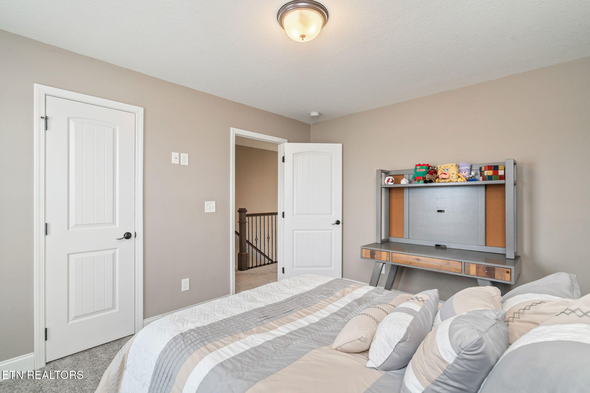 108 Hollyberry Road Oak Ridge, TN 37830 - Photo 36 of 60 Bedroom 3