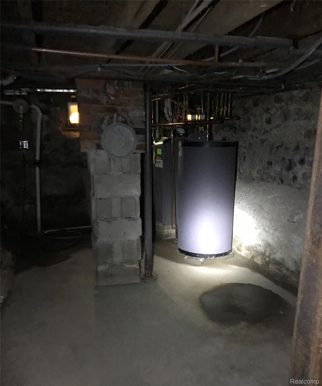4201 Cade Road Imlay City, MI 48444 - Photo 23 of 26 Cade Rd basement.jpg