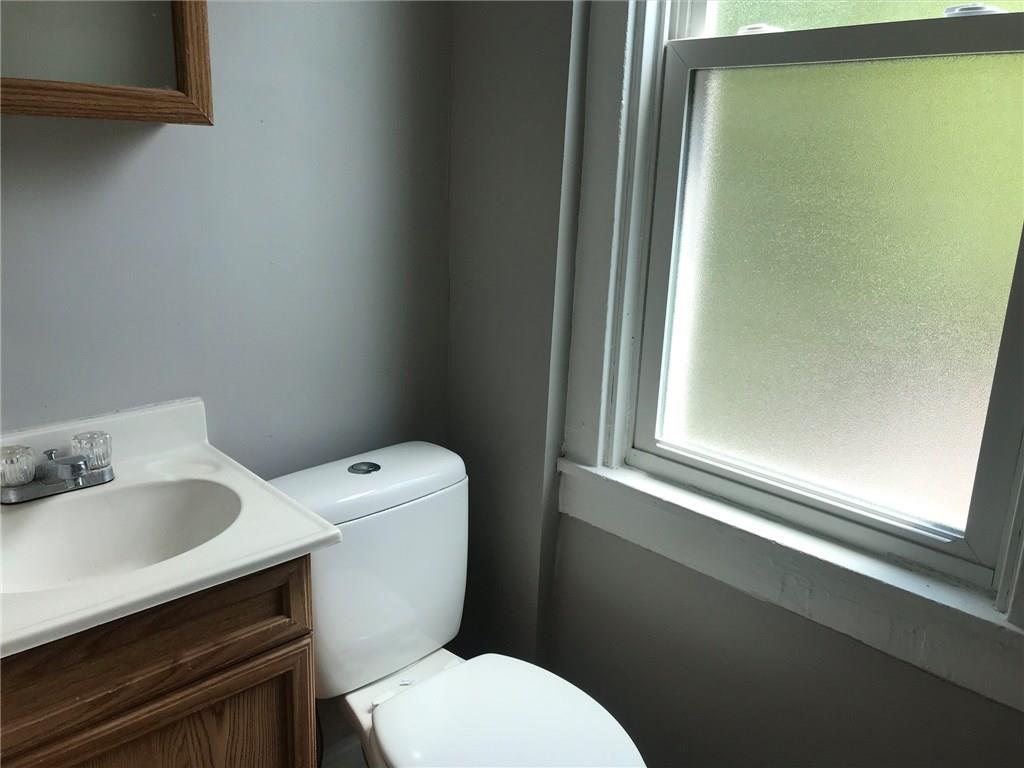 951 Becks Run Road Pittsburgh, PA 15210 - Photo 14 of 24 Gallery Image 14