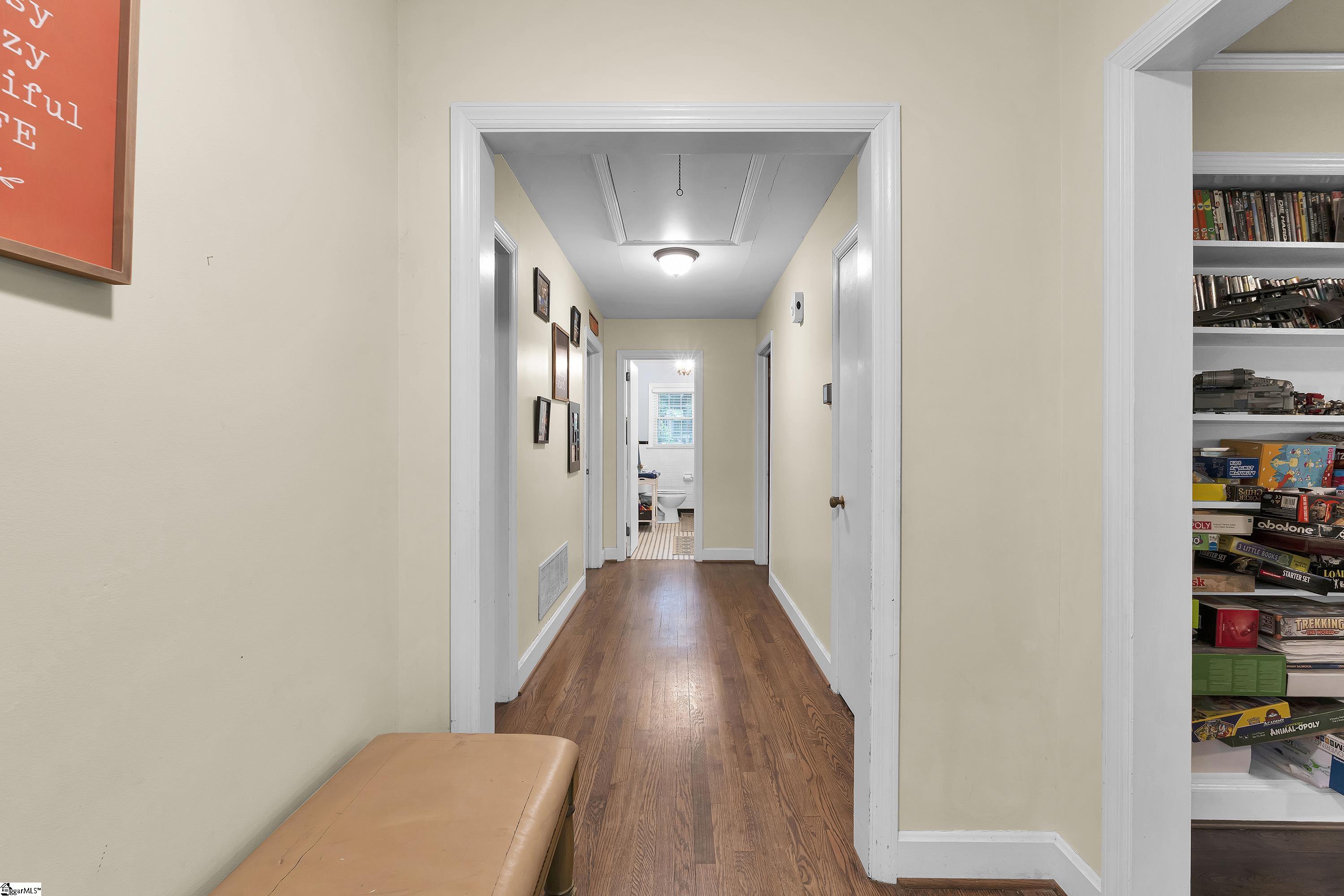 1304 Northeast Main Street Simpsonville, SC 29681 - Photo 11 of 24