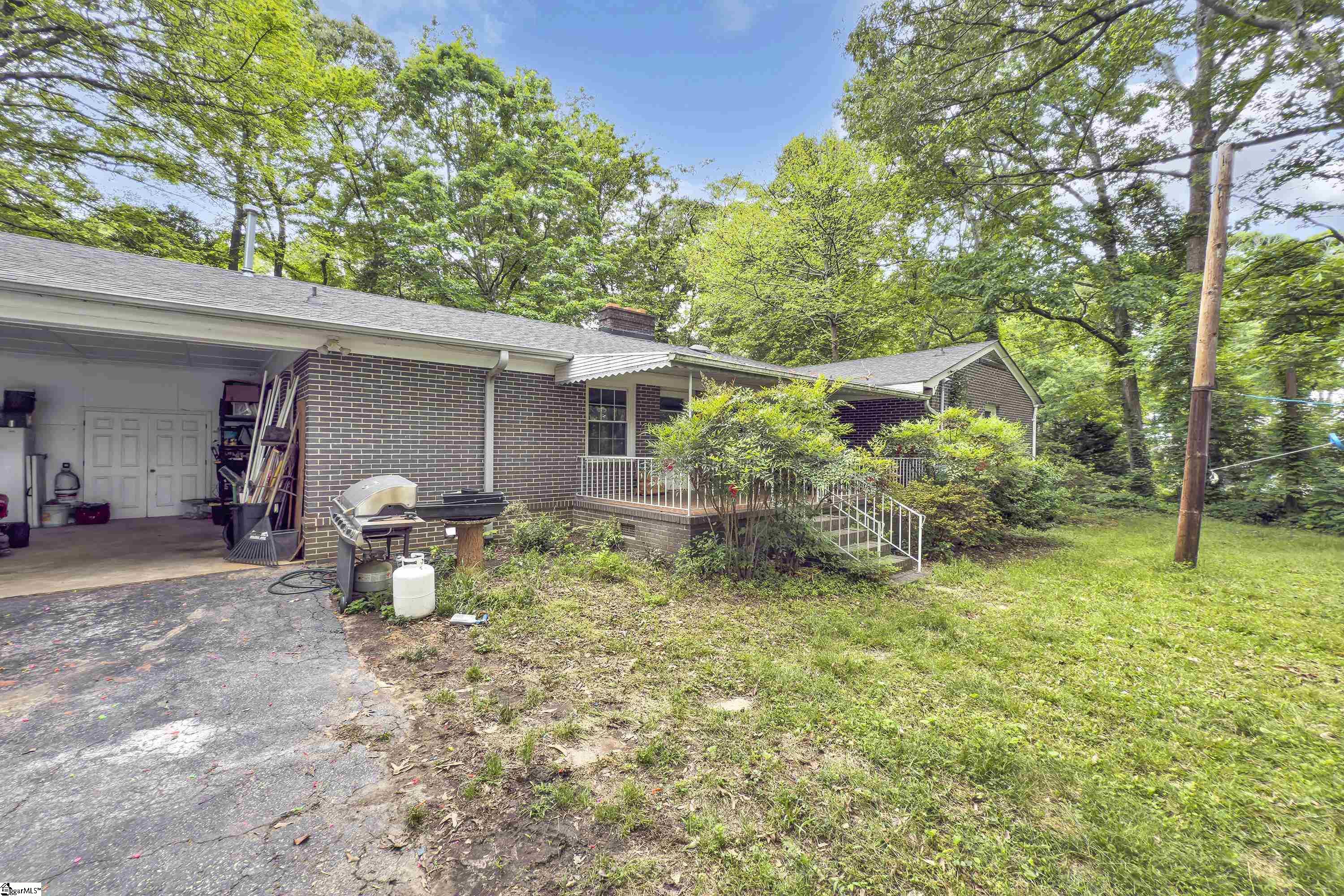 1304 Northeast Main Street Simpsonville, SC 29681 - Photo 18 of 24