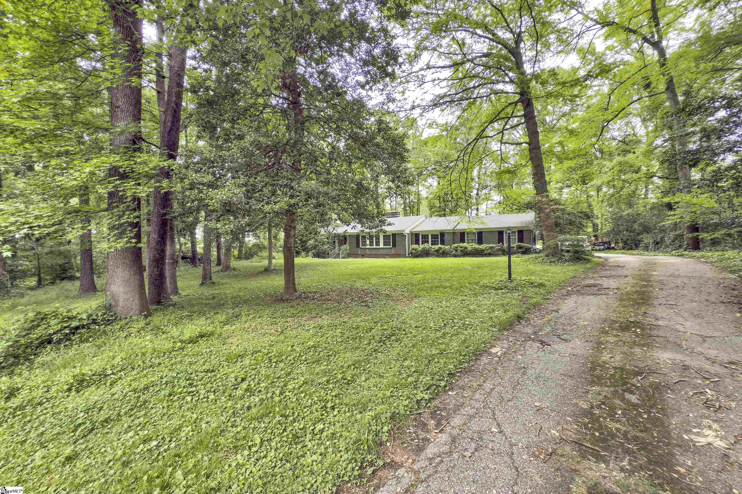 1304 Northeast Main Street Simpsonville, SC 29681 - Photo 2 of 24 With Main Street Simpsonville Frontage