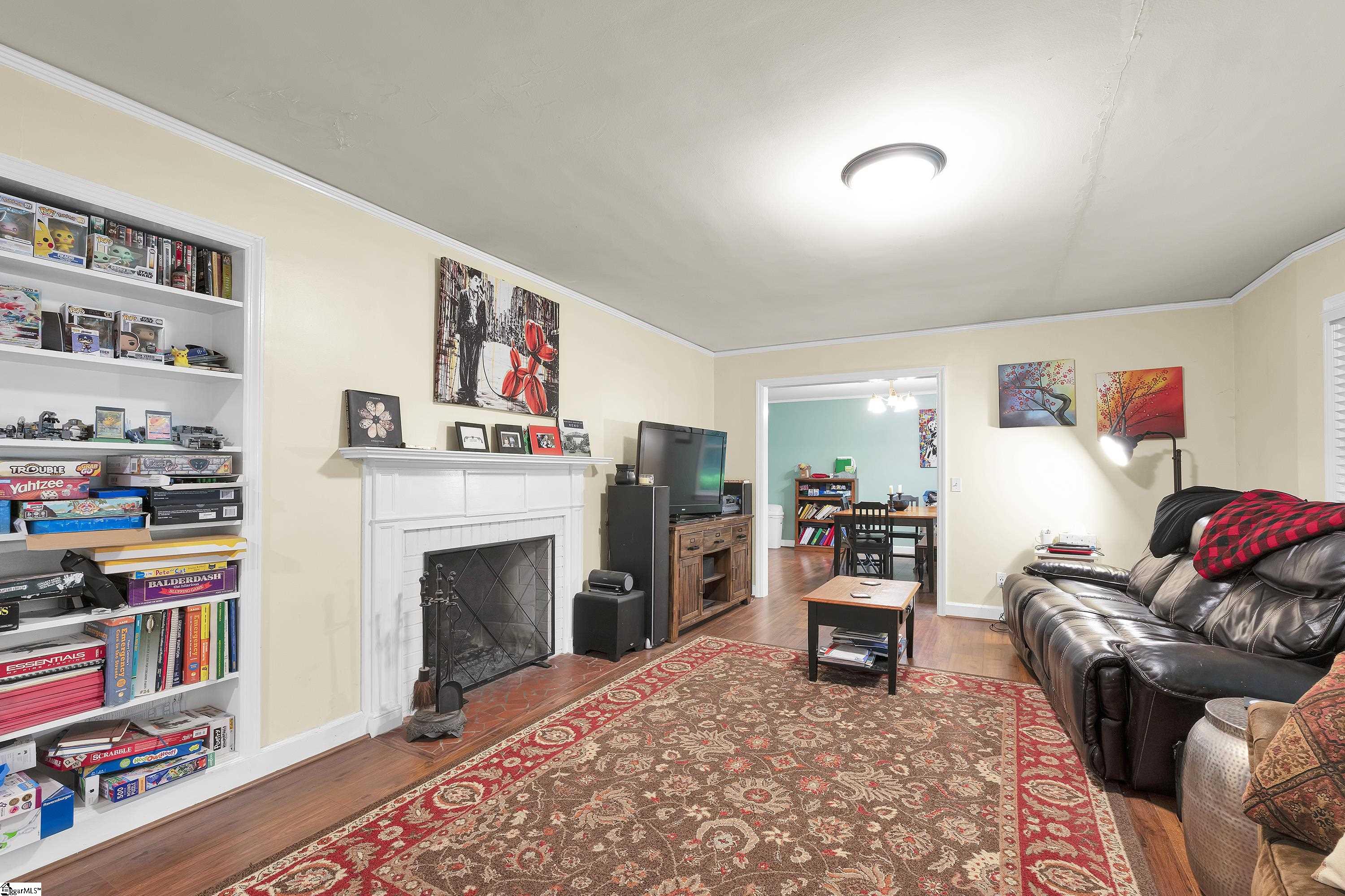 1304 Northeast Main Street Simpsonville, SC 29681 - Photo 3 of 24 Hardwood Floors
