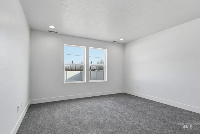 $375,000 | 326 North 12th Street, Parma, ID 83660