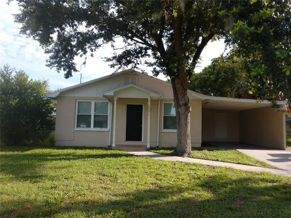 $1,750 | 2691 Northland Road, Mount Dora, FL 32757