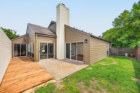 $419,000 | 2218 Ashford Hollow Lane, Houston, TX 77077