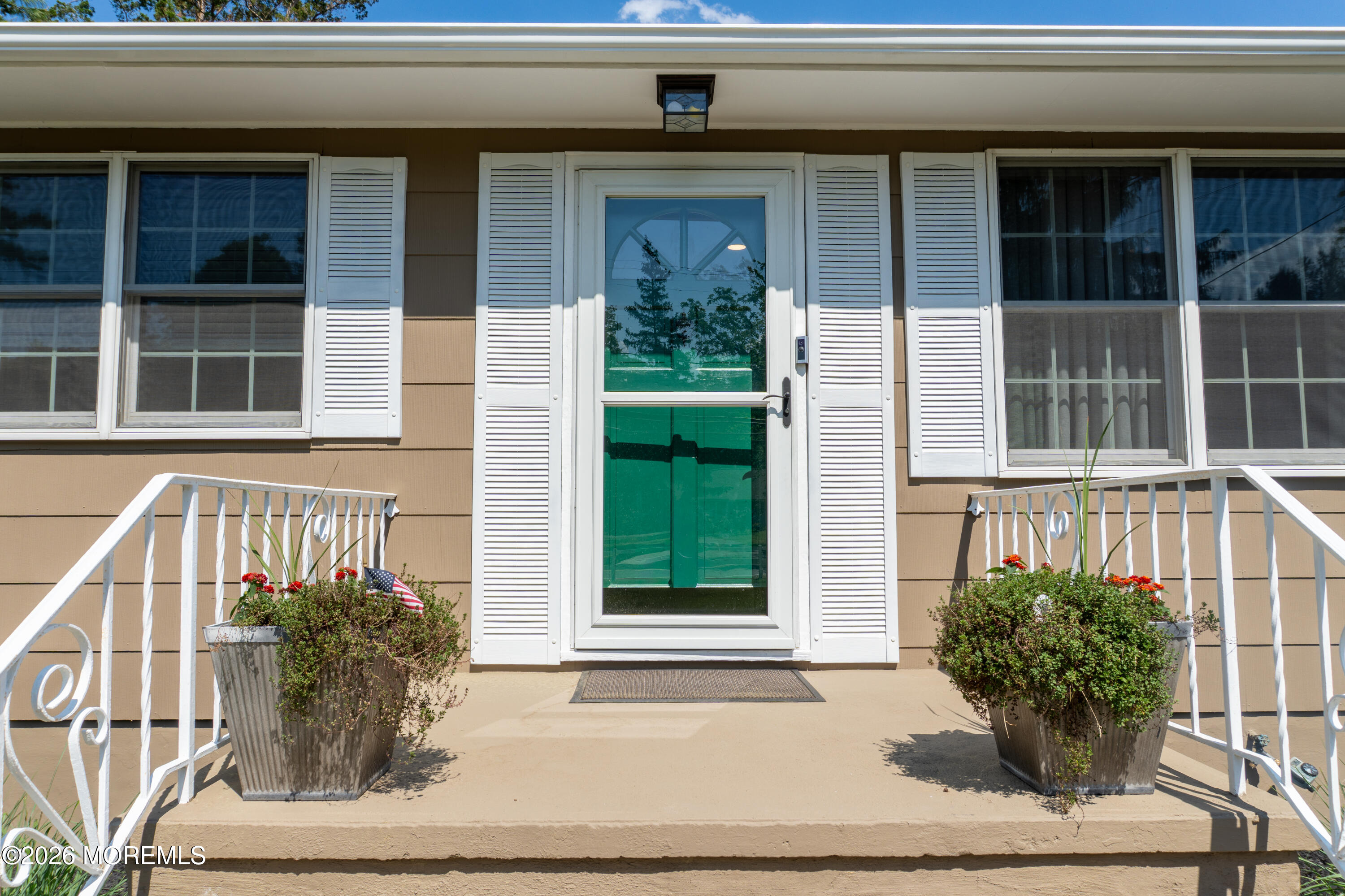 55 Toms River Road Jackson, NJ 08527 - Photo 2 of 31 a front view of a house