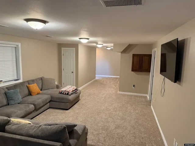 $470,000 | 280 Juniper Street, Buffalo, WY 82834