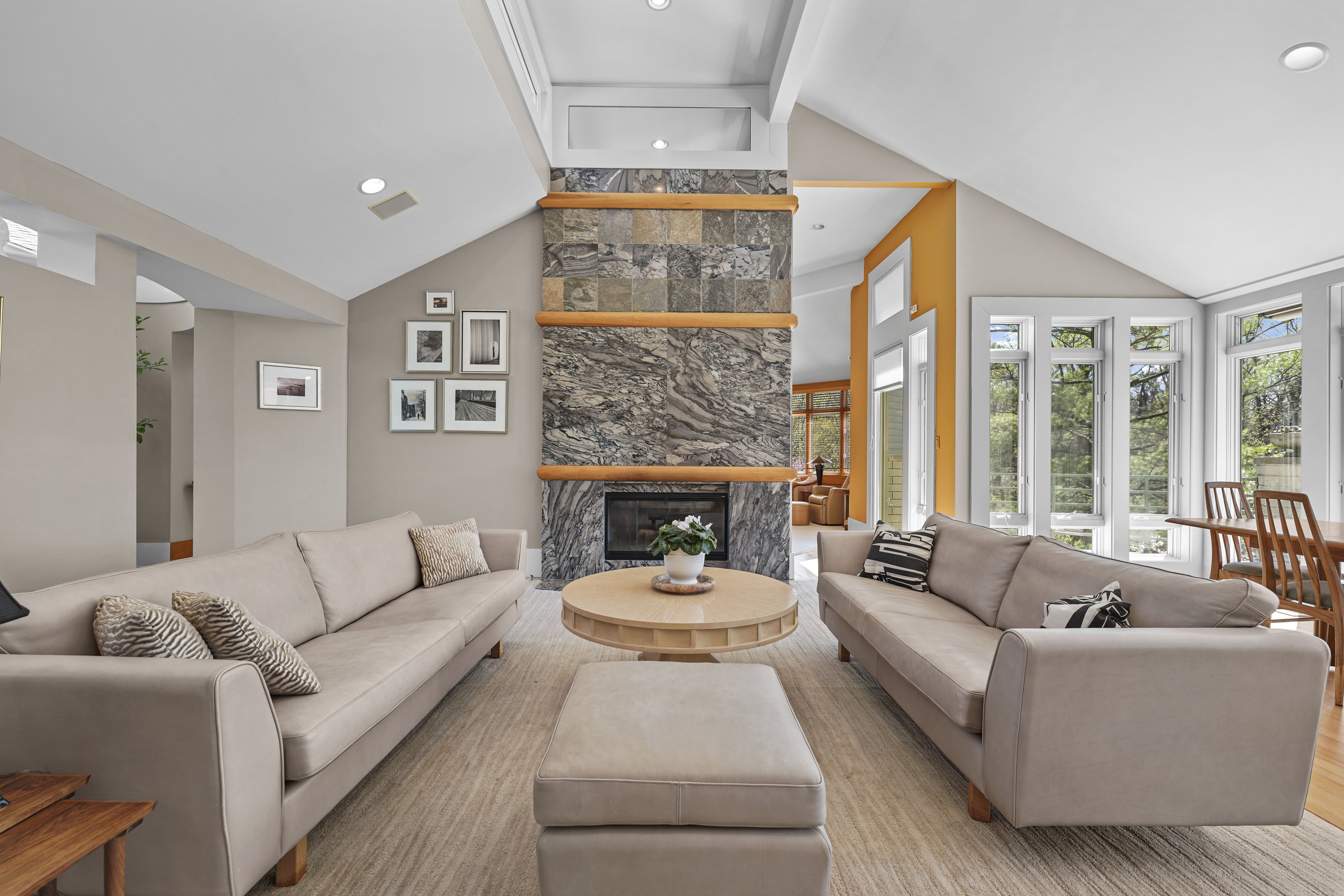 8972 Mud Creek Road Indianapolis, IN 46256 - Photo 9 of 96