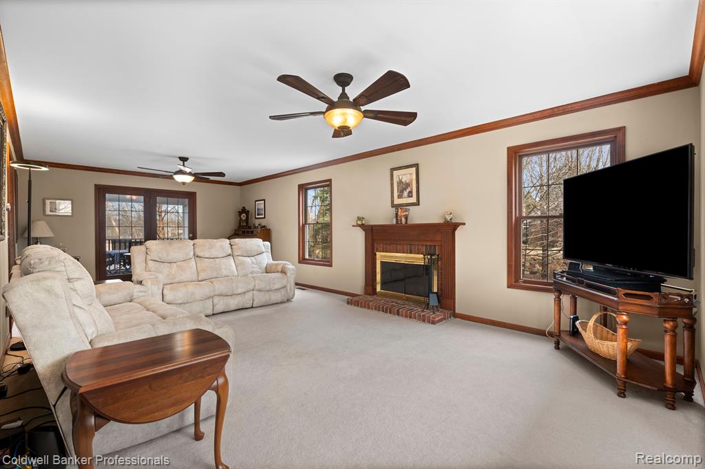 6253 7 Mile Road South Lyon, MI 48178 - Photo 8 of 72 Gallery Image 8