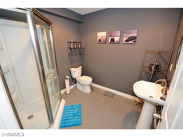 11831 Rimswell Place Midlothian, VA 23112 - Photo 16 of 24 Bathroom