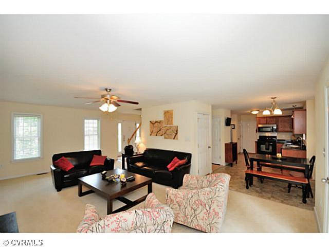 11831 Rimswell Place Midlothian, VA 23112 - Photo 10 of 24 Den/Family/Great Room