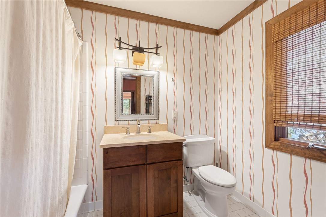 231 Perry Circle Townville, SC 29689 - Photo 17 of 35