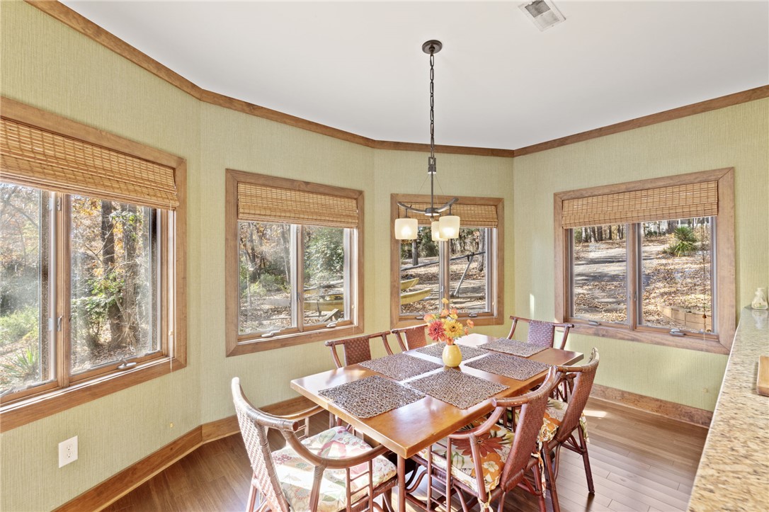 231 Perry Circle Townville, SC 29689 - Photo 10 of 35