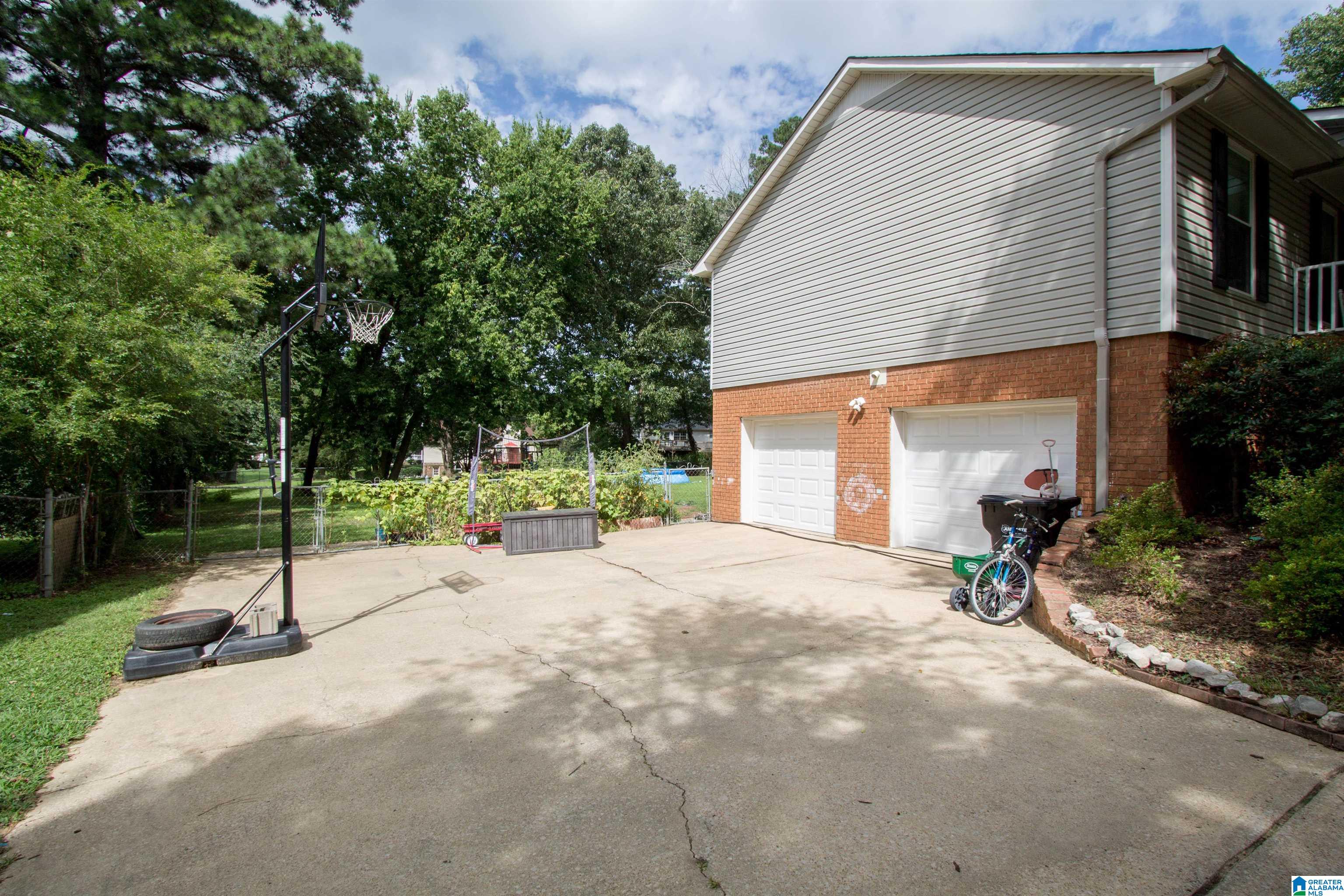 5272 Memory Lane Mount Olive, AL 35117 - Photo 2 of 48