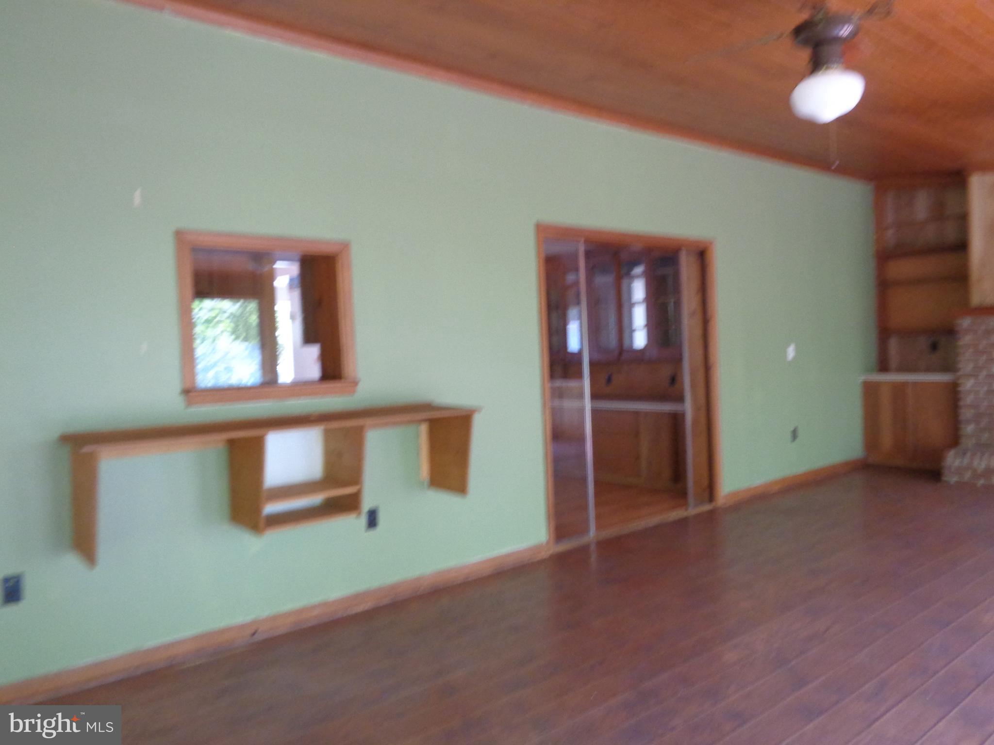 19320 Croom Road Aquasco, MD 20608 - Photo 5 of 29 Family Room