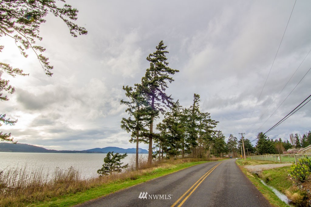 10197 Samish Island Road Bow, WA 98232 - Photo 4 of 24 Gallery Image 4