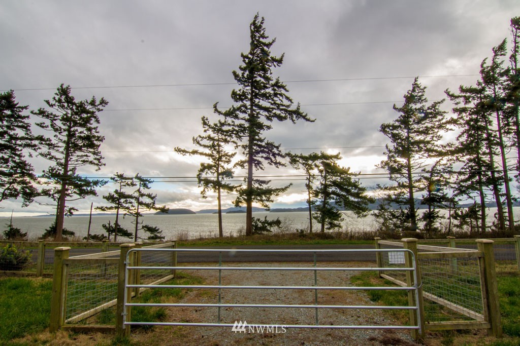 10197 Samish Island Road Bow, WA 98232 - Photo 5 of 24 Gallery Image 5