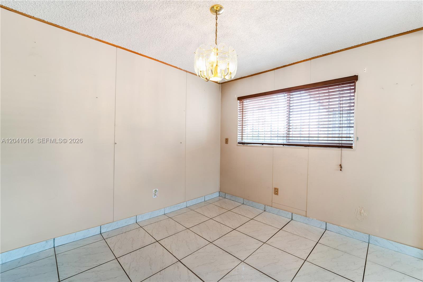 11941 Southwest 4th Street Miami, FL 33184 - Photo 16 of 40