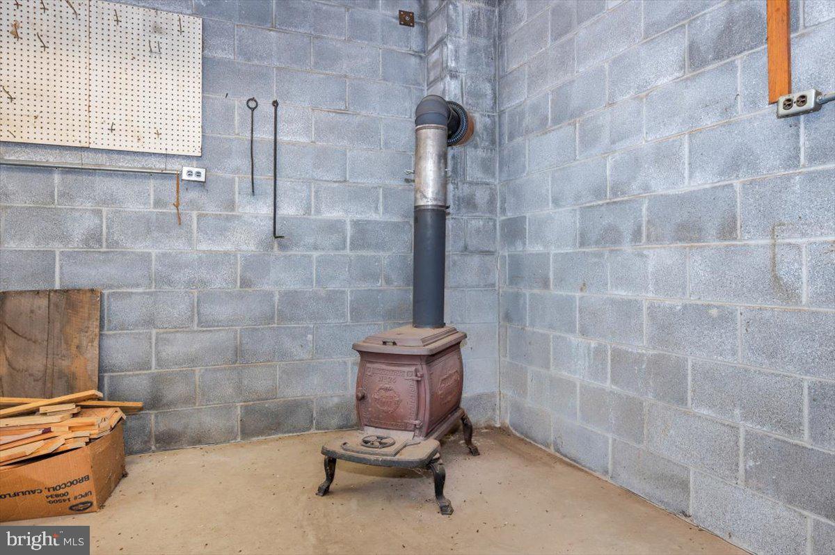 10622 National Pike Big Pool, MD 21711 - Photo 32 of 60 a bathroom with a toilet