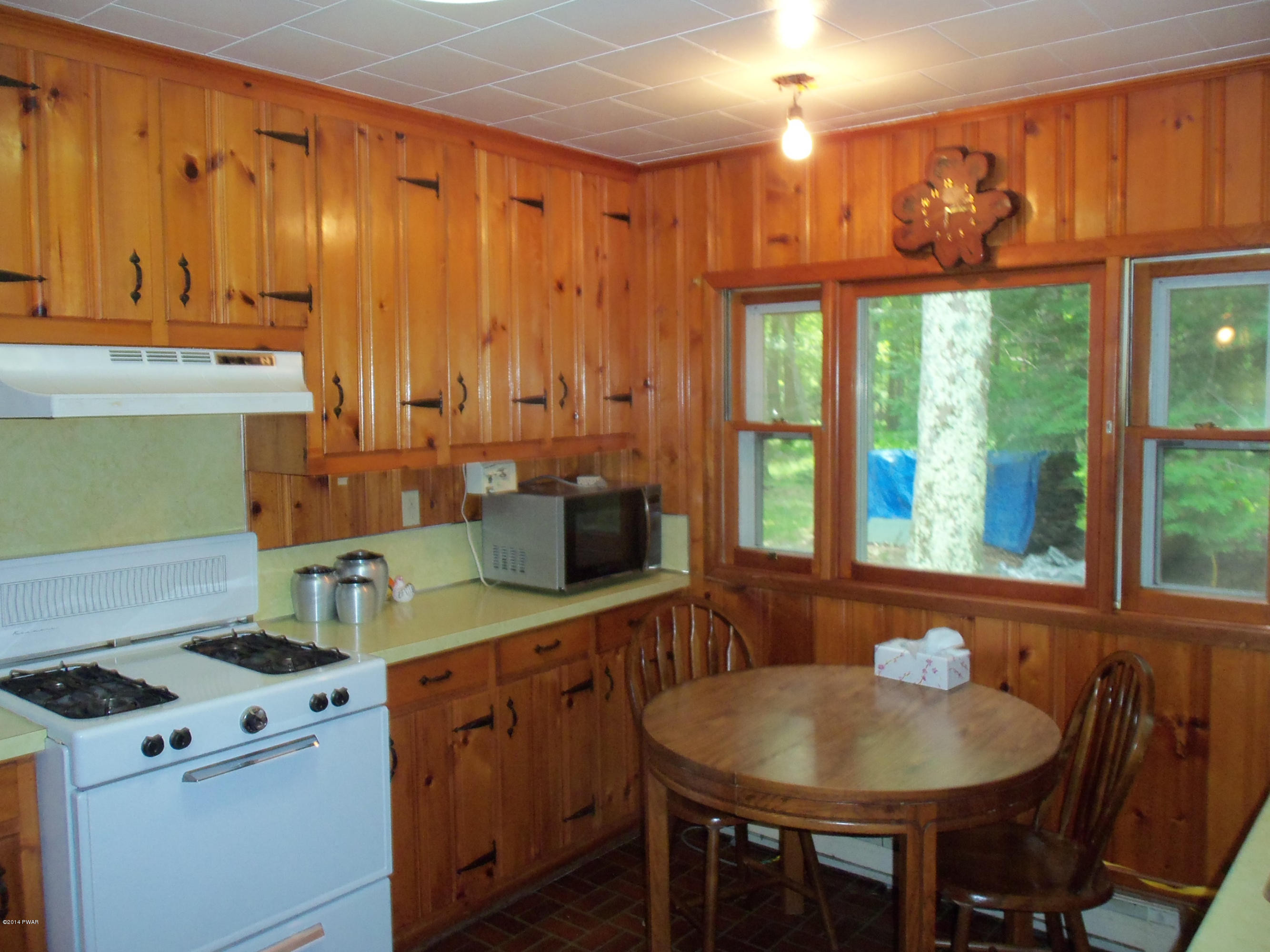 121 Tauschman Road Greentown, PA 18426 - Photo 14 of 50 Gallery Image 14