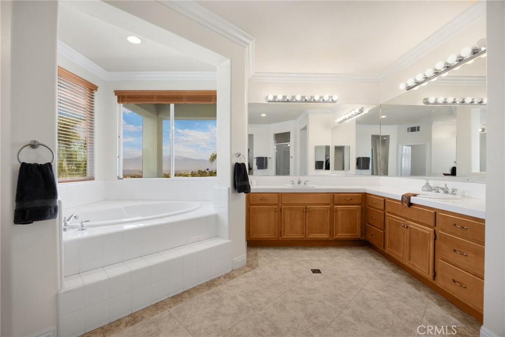 17073 Grove Drive Riverside, CA 92503 - Photo 35 of 69