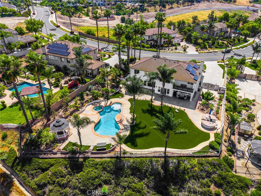 17073 Grove Drive Riverside, CA 92503 - Photo 6 of 69