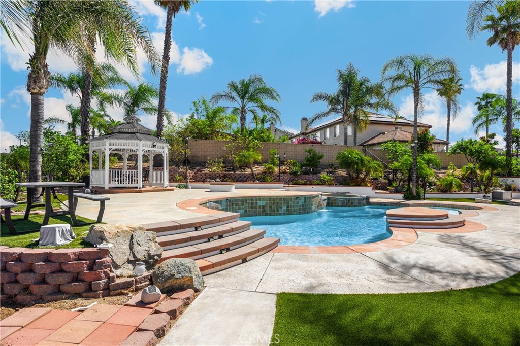 17073 Grove Drive Riverside, CA 92503 - Photo 9 of 69