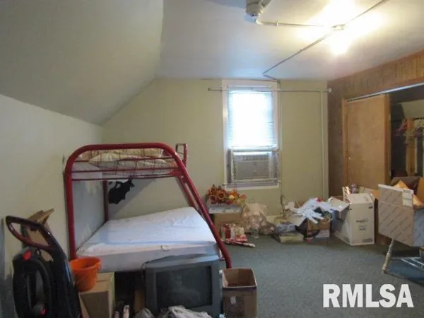 $96,300 | 602 4th Street, Rosiclare, IL 62982