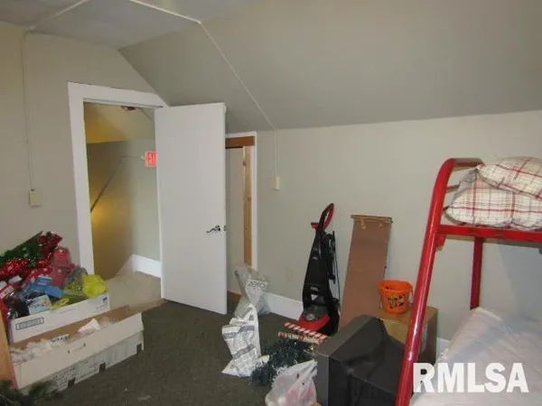 $96,300 | 602 4th Street, Rosiclare, IL 62982