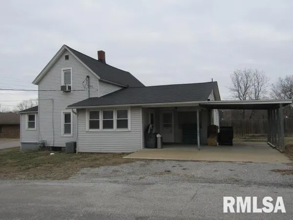 $96,300 | 602 4th Street, Rosiclare, IL 62982