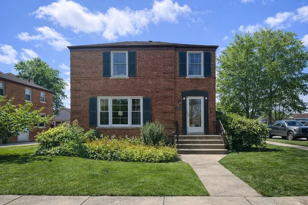 $660,000 | 1140 Blanchan Avenue, La Grange Park, IL 60526