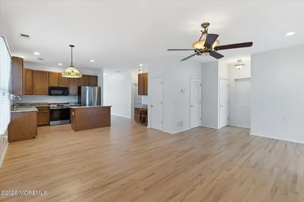 $815,000 | 35 Chesapeake Drive, Holmdel, NJ 07733