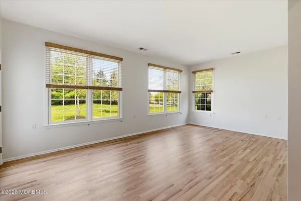 $815,000 | 35 Chesapeake Drive, Holmdel, NJ 07733