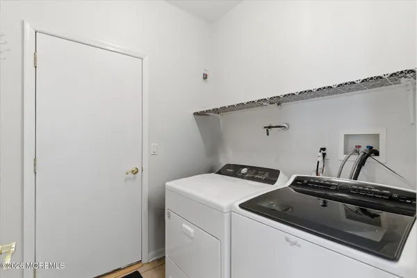 $815,000 | 35 Chesapeake Drive, Holmdel, NJ 07733