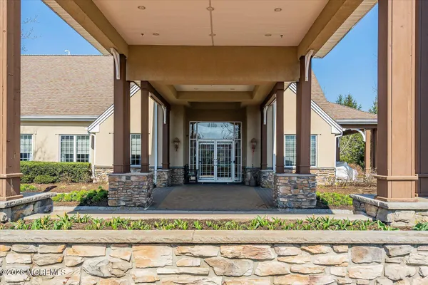 $815,000 | 35 Chesapeake Drive, Holmdel, NJ 07733