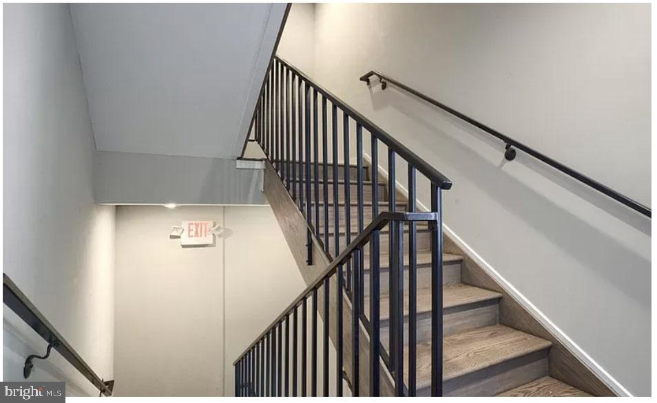 528 South 5th Street, Unit 2R Philadelphia, PA 19147 - Photo 19 of 21