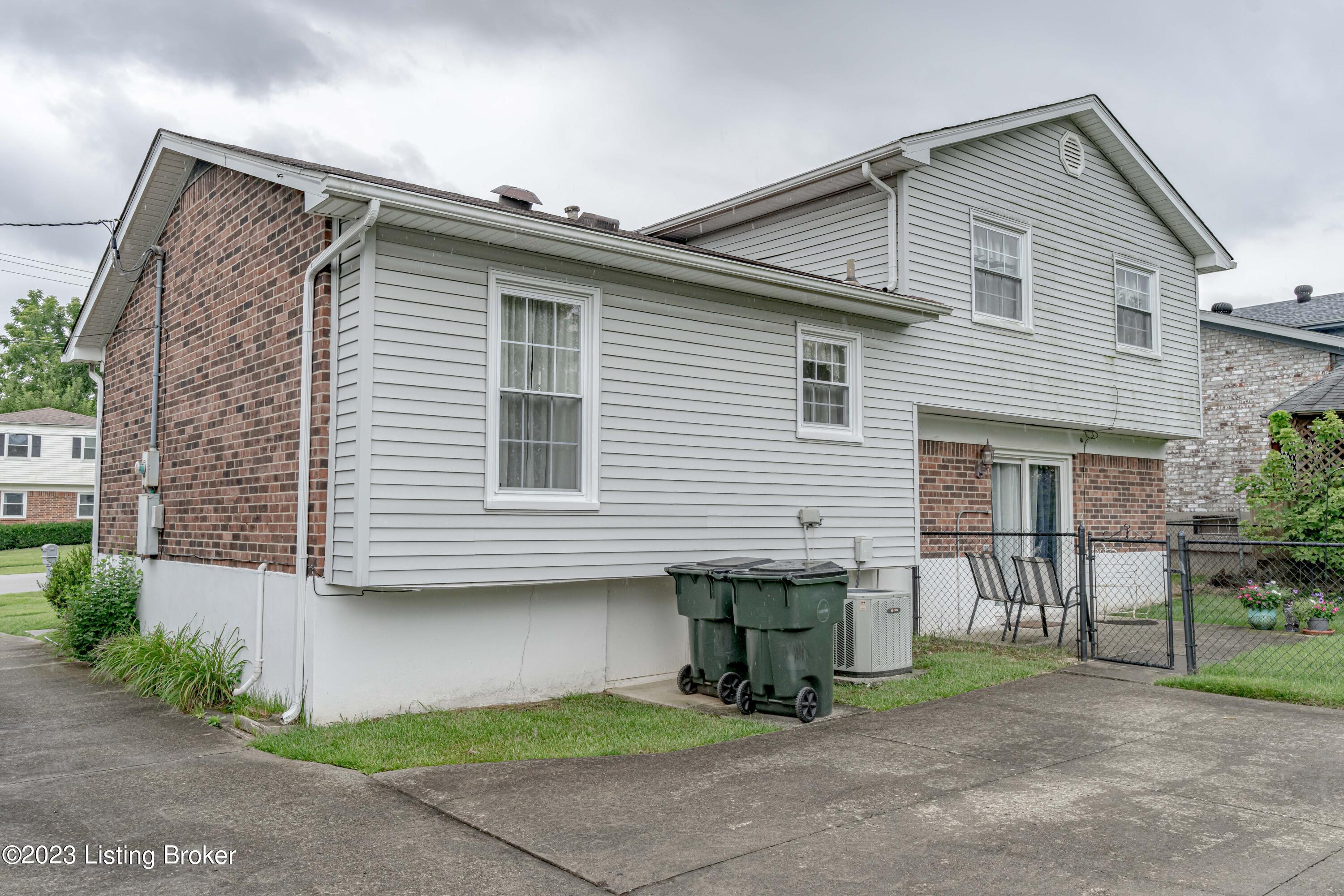 10503 St Rene Road Louisville, KY 40299 - Photo 28 of 53 DSC09049