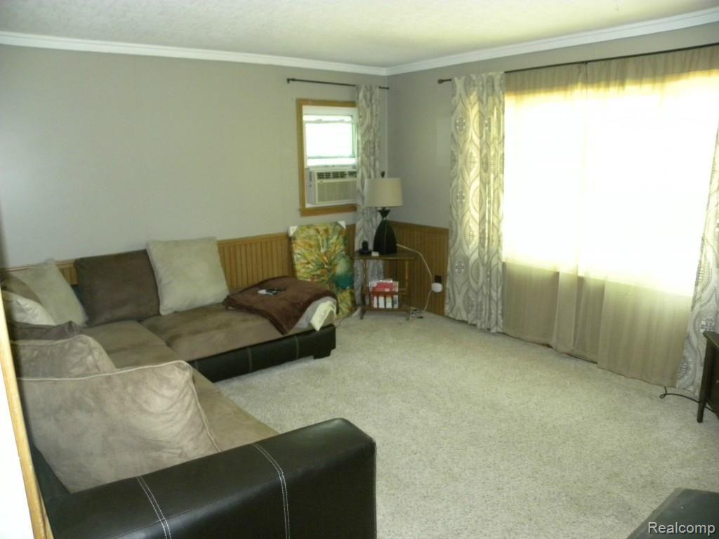 15637 Nettney Road Capac, MI 48014 - Photo 44 of 64 Apartment Living Room