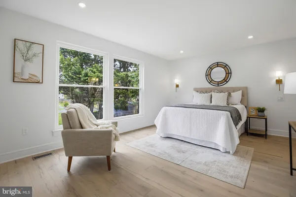 $799,000 | 14828 Fireside Drive, Silver Spring, MD 20905