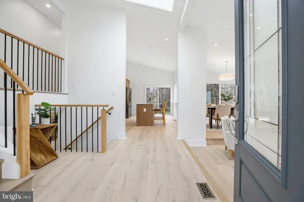 $799,000 | 14828 Fireside Drive, Silver Spring, MD 20905