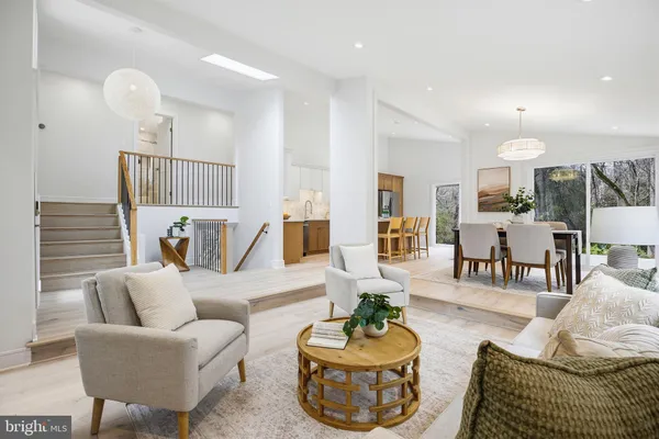 $799,000 | 14828 Fireside Drive, Silver Spring, MD 20905