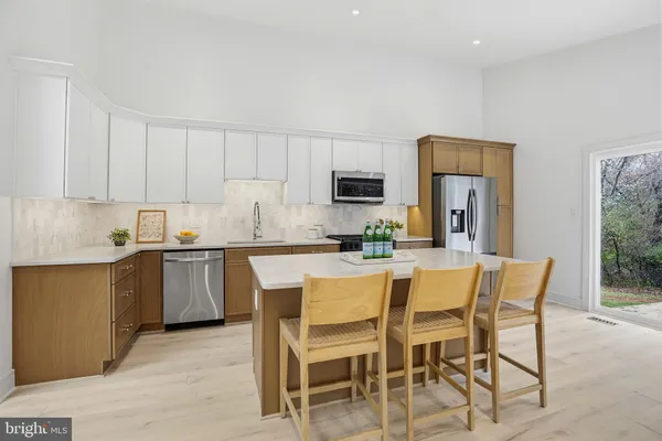 $799,000 | 14828 Fireside Drive, Silver Spring, MD 20905