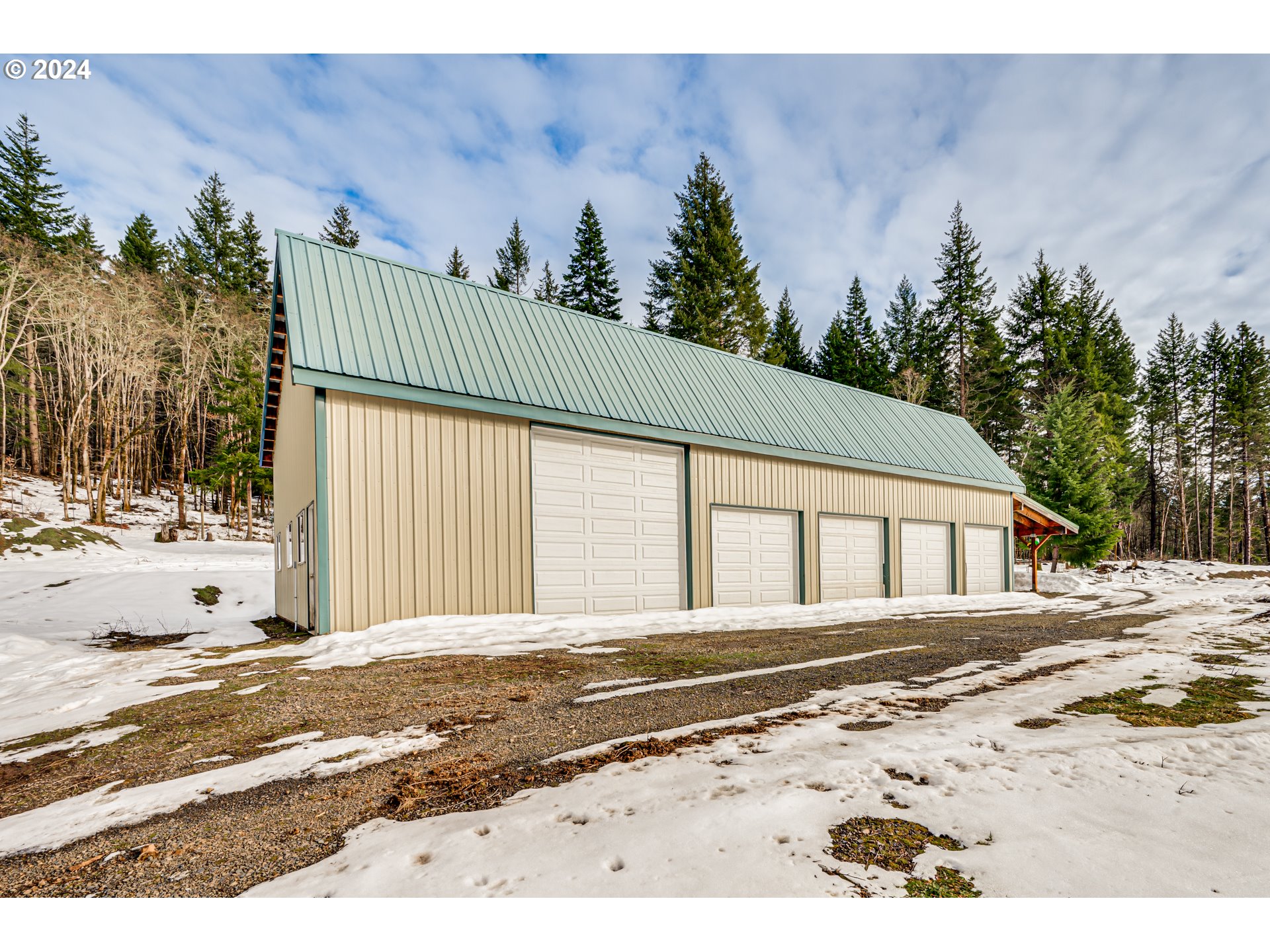 450 Rattlesnake Road White Salmon, WA 98672 - Photo 19 of 36 Gallery Image 19