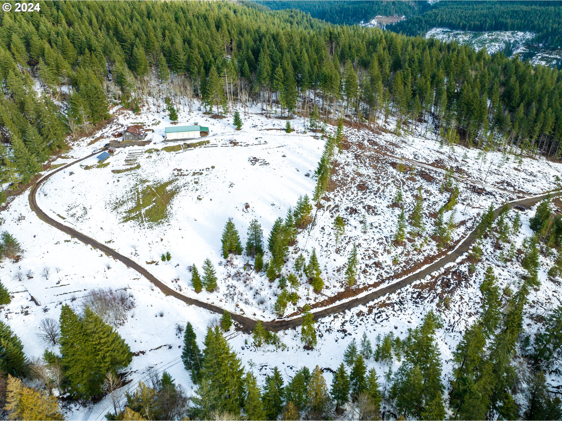 450 Rattlesnake Road White Salmon, WA 98672 - Photo 30 of 36 Gallery Image 30