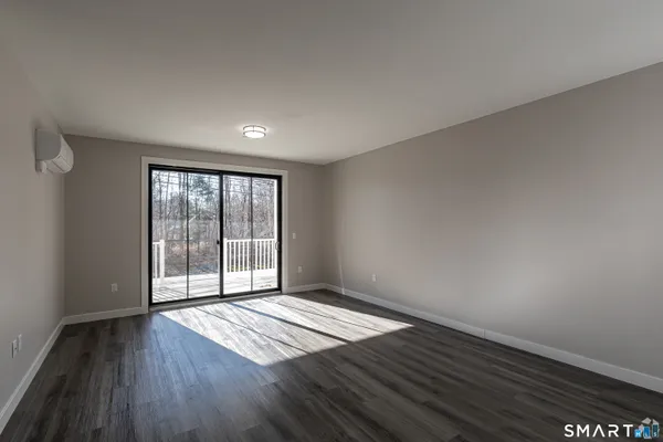 $2,450 | 401 Albany Turnpike, Unit 308, Canton, CT 06019