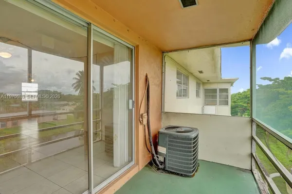 $125,000 | 4731 Northwest 10th Court, Unit 314, Plantation, FL 33313